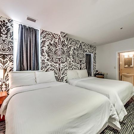 Isabella Hotel & Suites Toronto Esterno foto