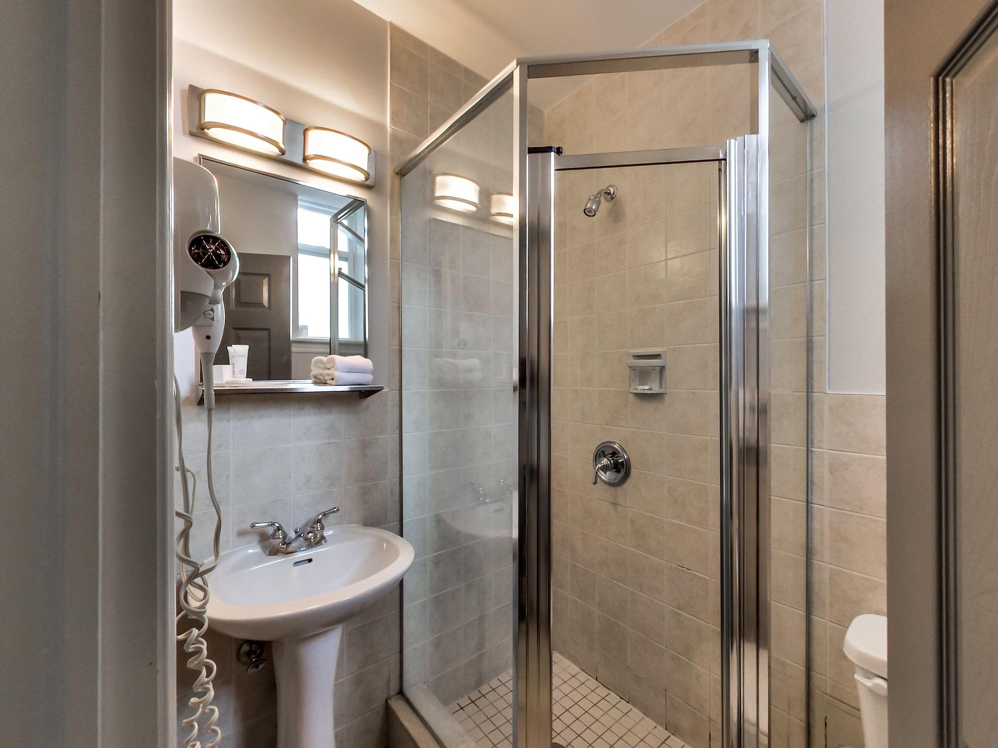 Isabella Hotel & Suites Toronto Esterno foto